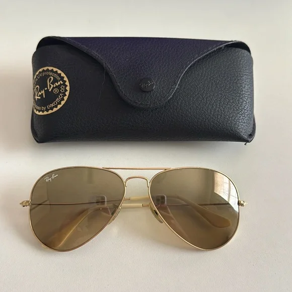 Ray-Ban Women Aviators - Picture 2 of 3